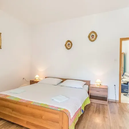 Darinka Appartement *