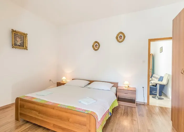 Darinka Apartman *